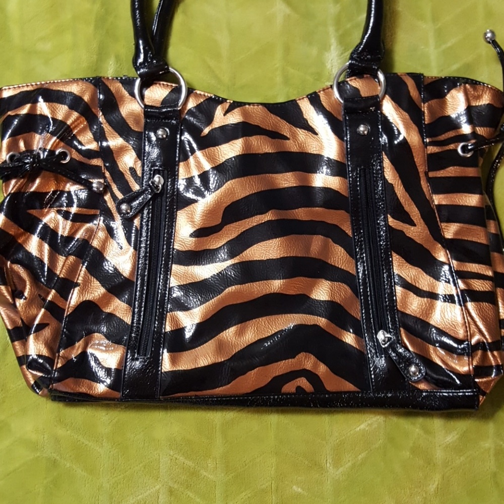 5/$25! Animal Print Purse